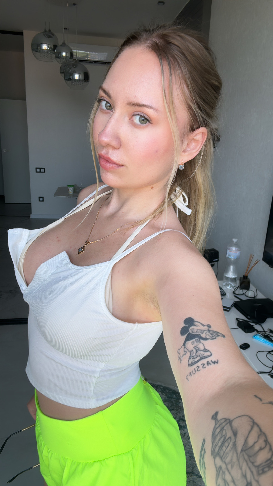 KateV in her underwear in Sri Jayawardenepura-Kotte