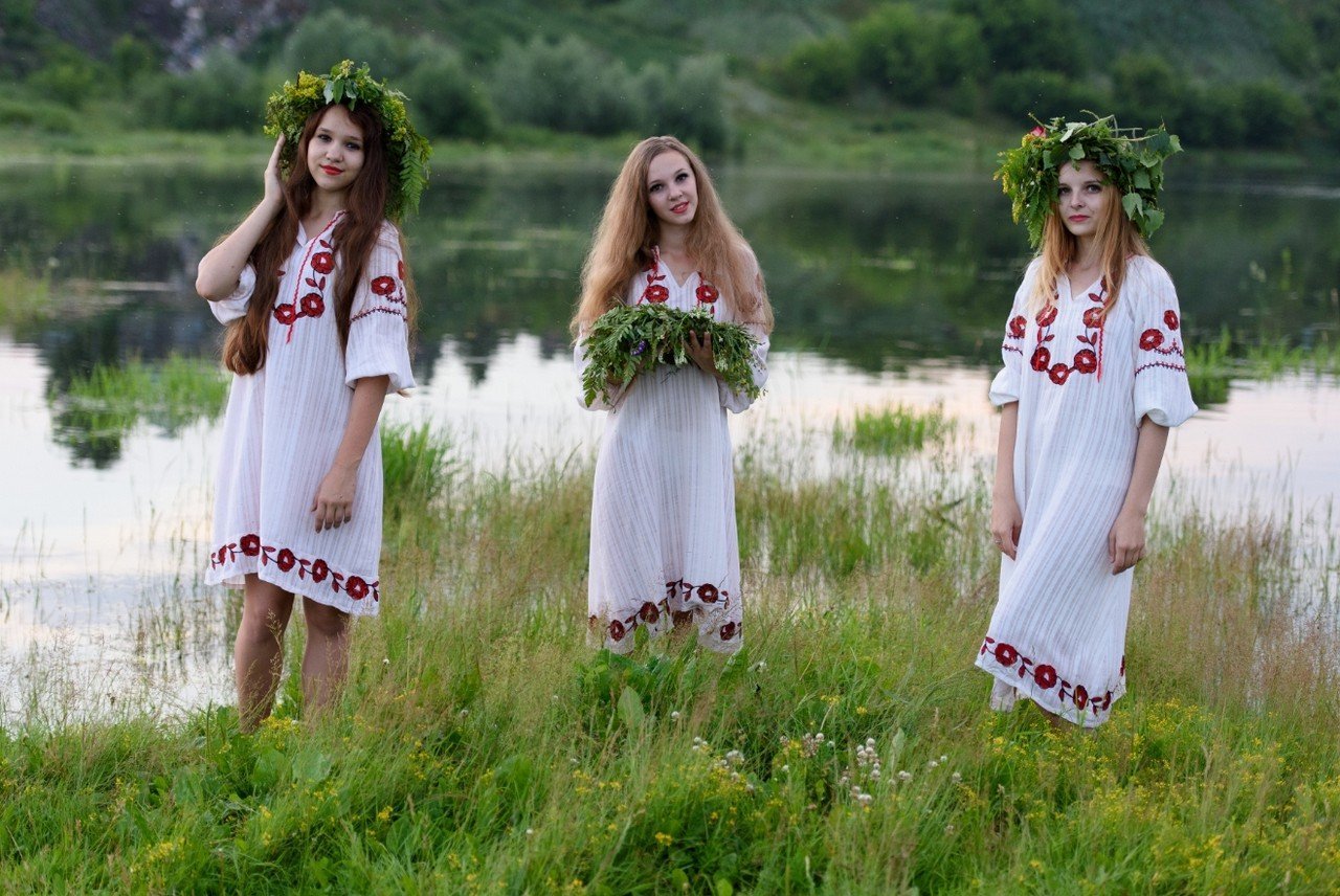 Slavic women in Sri Jayawardenepura-Kotte