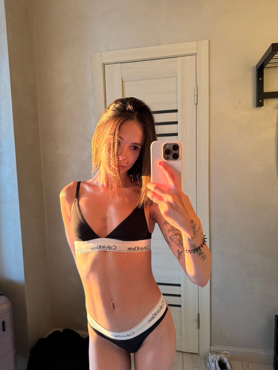 Photo Tina in Sri Jayawardenepura-Kotte